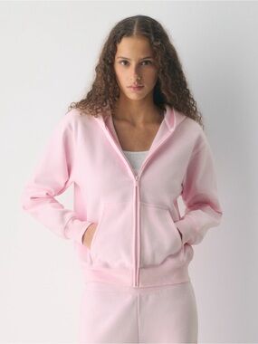 Aritzia Oversized Cozy Sweatfleece Zip Up Hoodie